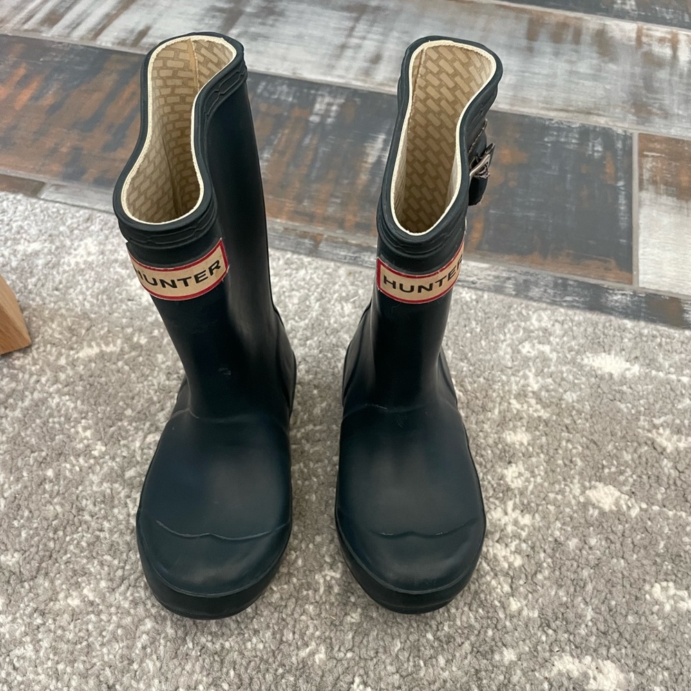 Navy Hunter Boots. Size 10.